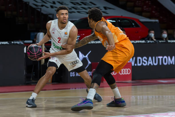 场比赛中 场比赛中