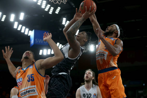 难以反击的 难以反击的