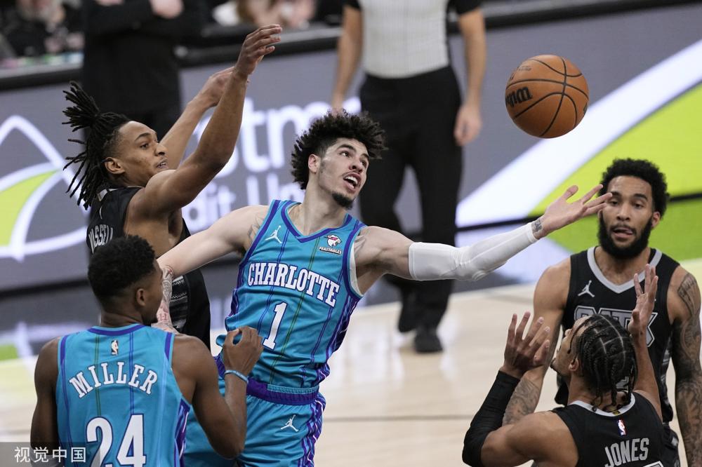 申京的防守 申京的防守