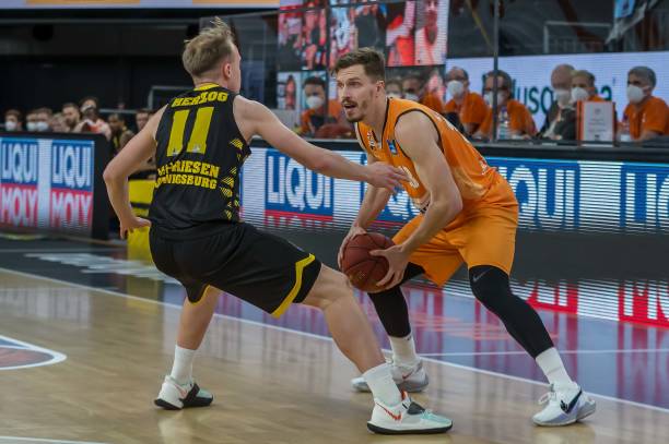 线新星哈德 线新星哈德